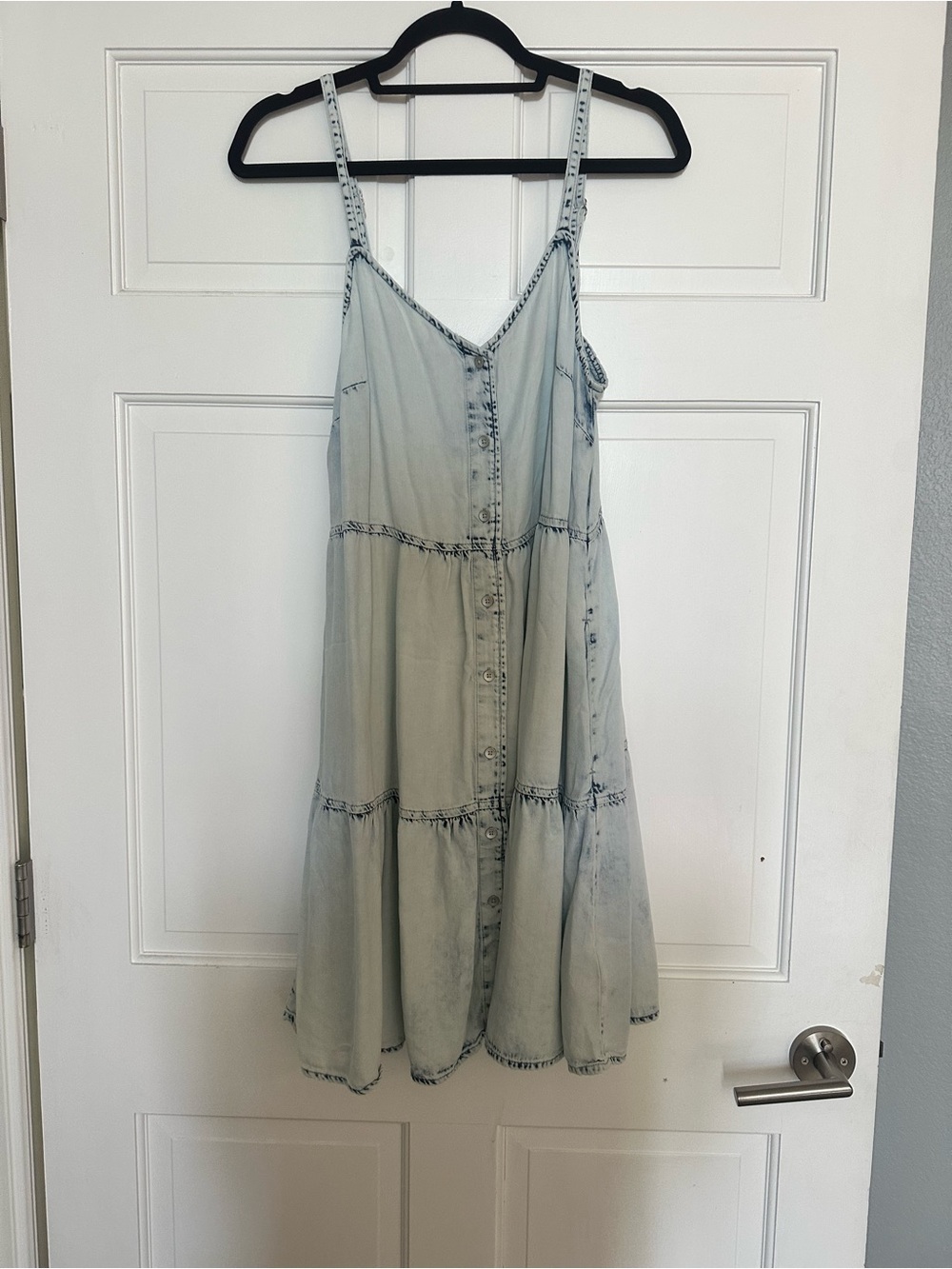 GAP Light Wash Chambray Tiered Midi Dress Size Small